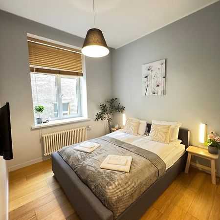 Courtyard Kalnina Apartment ريغا المظهر الخارجي الصورة